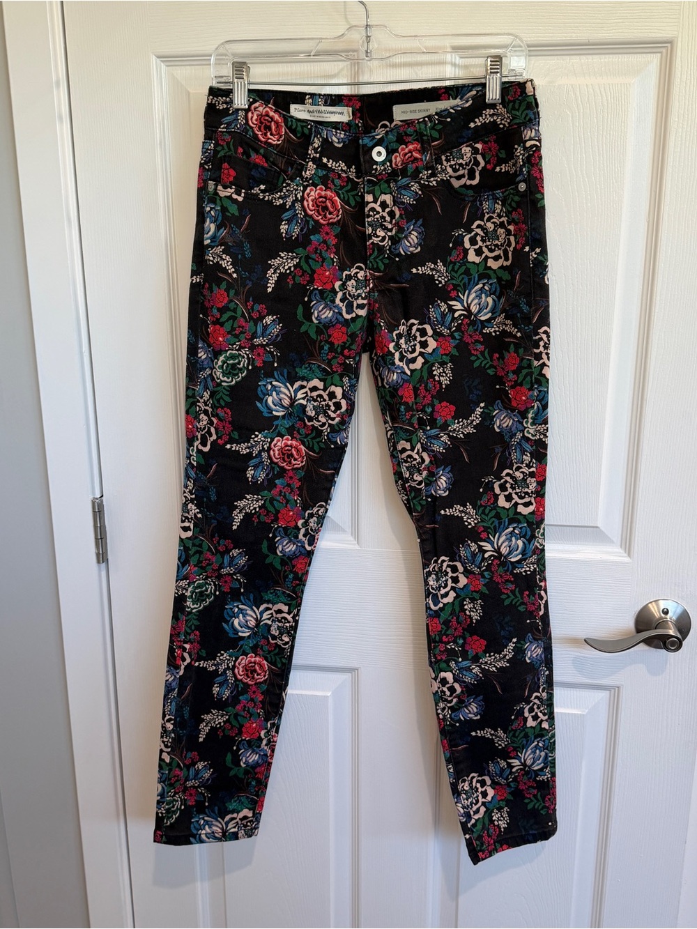 Pilcro Mid-Rise Skinny Ankle Jeans - Picture 3 of 7